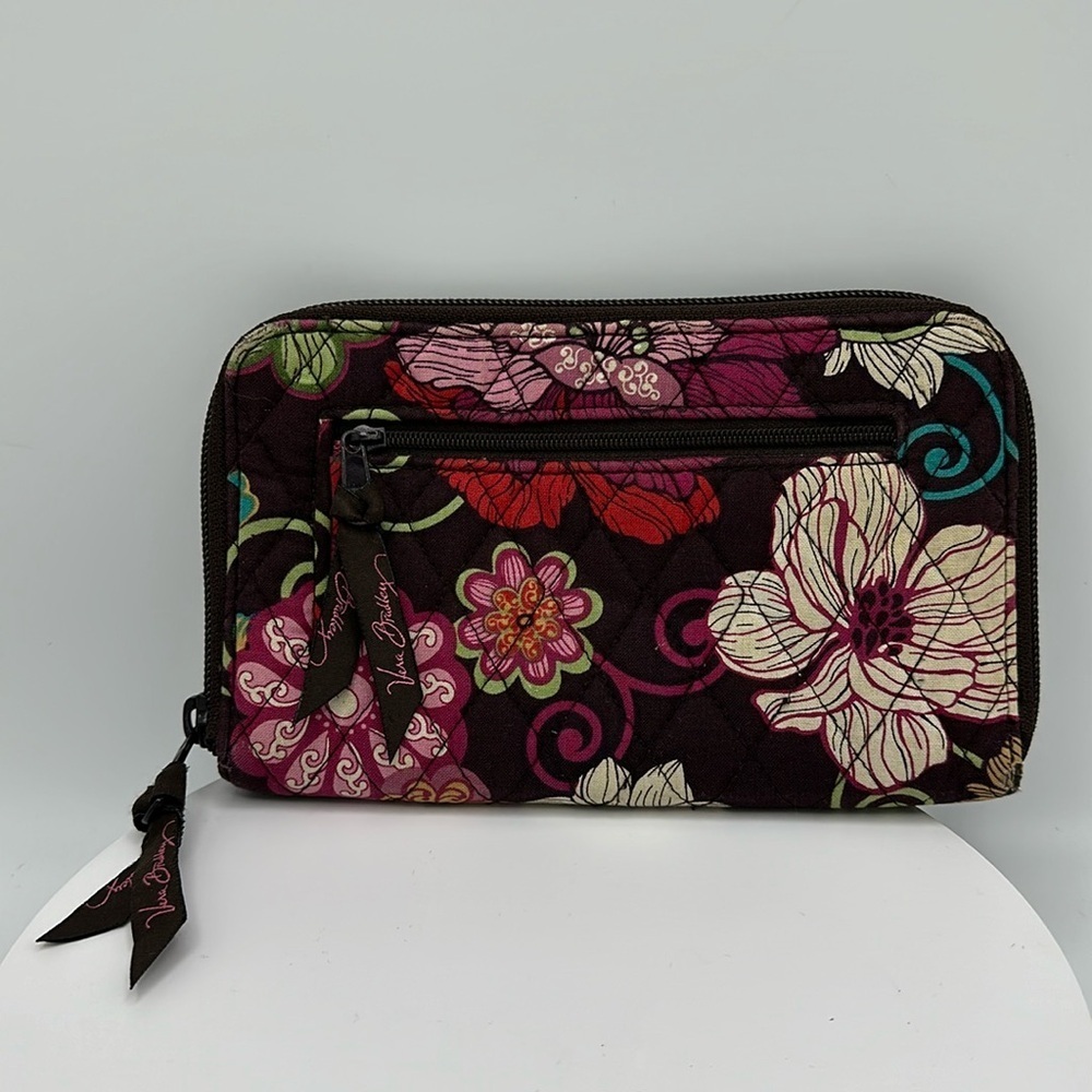 VERA BRADLEY “Mod Floral Pink” (2007, Retired) Quilted Wristlet, EUC